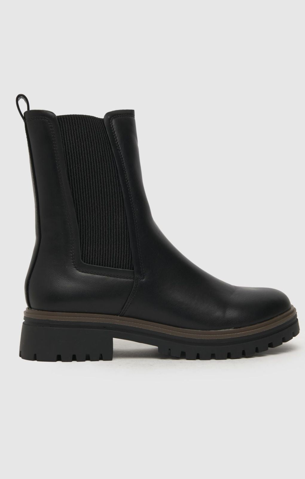 Schuh Amara Chunky Chelsea Boots in Black