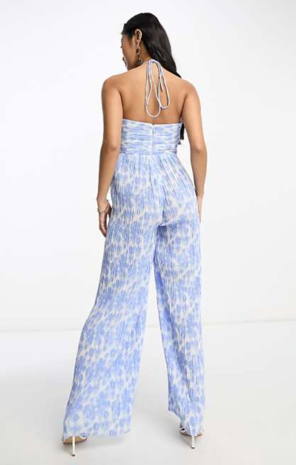 Bardot Hattia Cut Out Jumpsuit In Blue Floral – jumpsuits & playsuits by Bardot, available to rent from Hirestreet