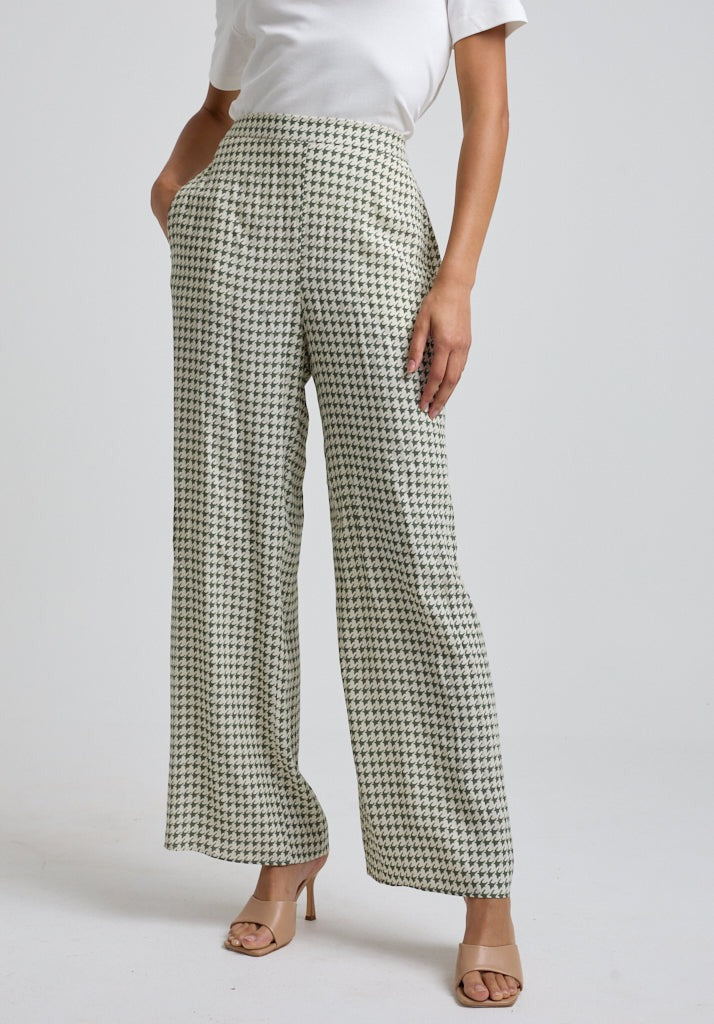 Lily and Lionel Leon Trouser Star Houndstooth Print – trousers by Lily and Lionel, available to rent from Hirestreet