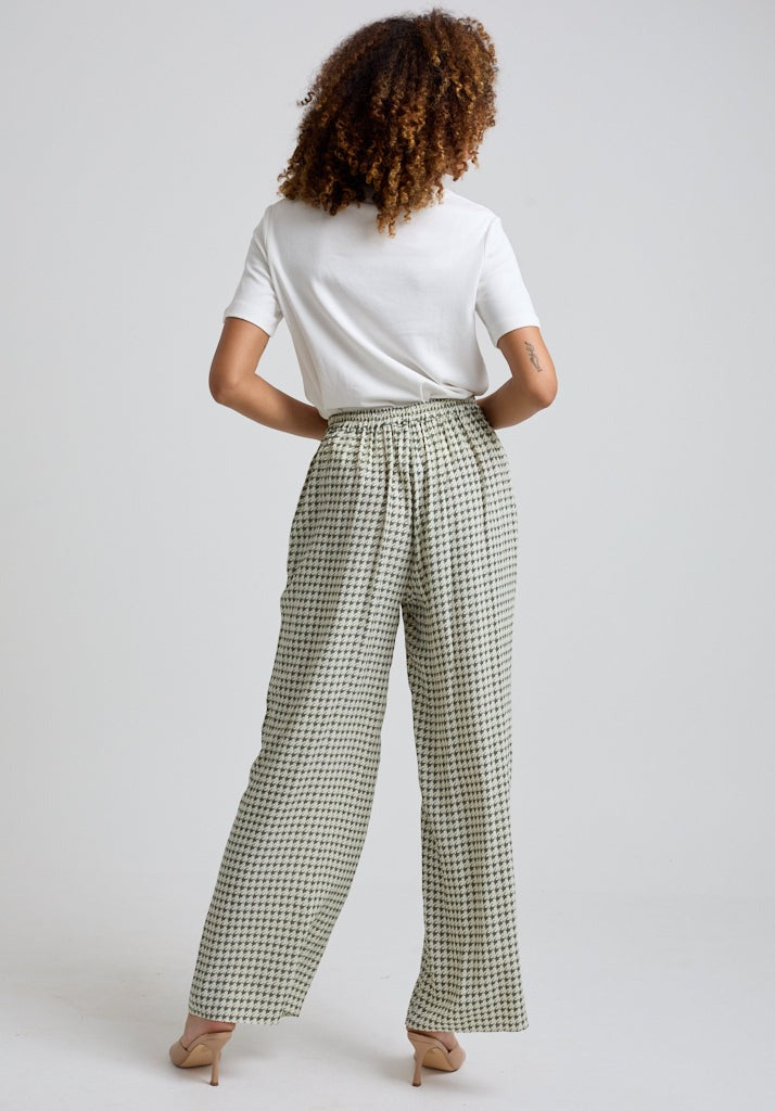 Lily and Lionel Leon Trouser Star Houndstooth Print – trousers by Lily and Lionel, available to rent from Hirestreet