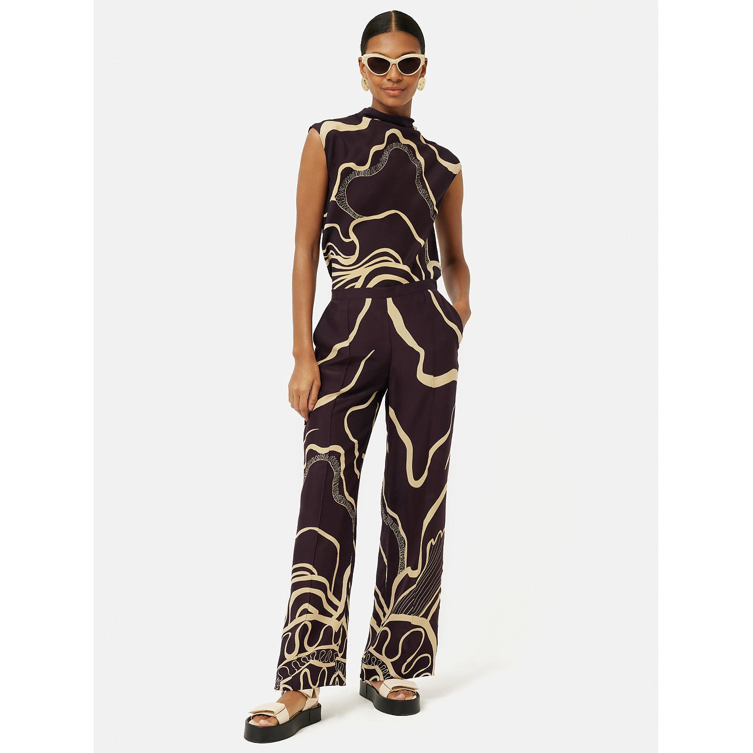 Jigsaw Sharan Ranshi Silk Trouser – trousers by Jigsaw, available to rent from Hirestreet