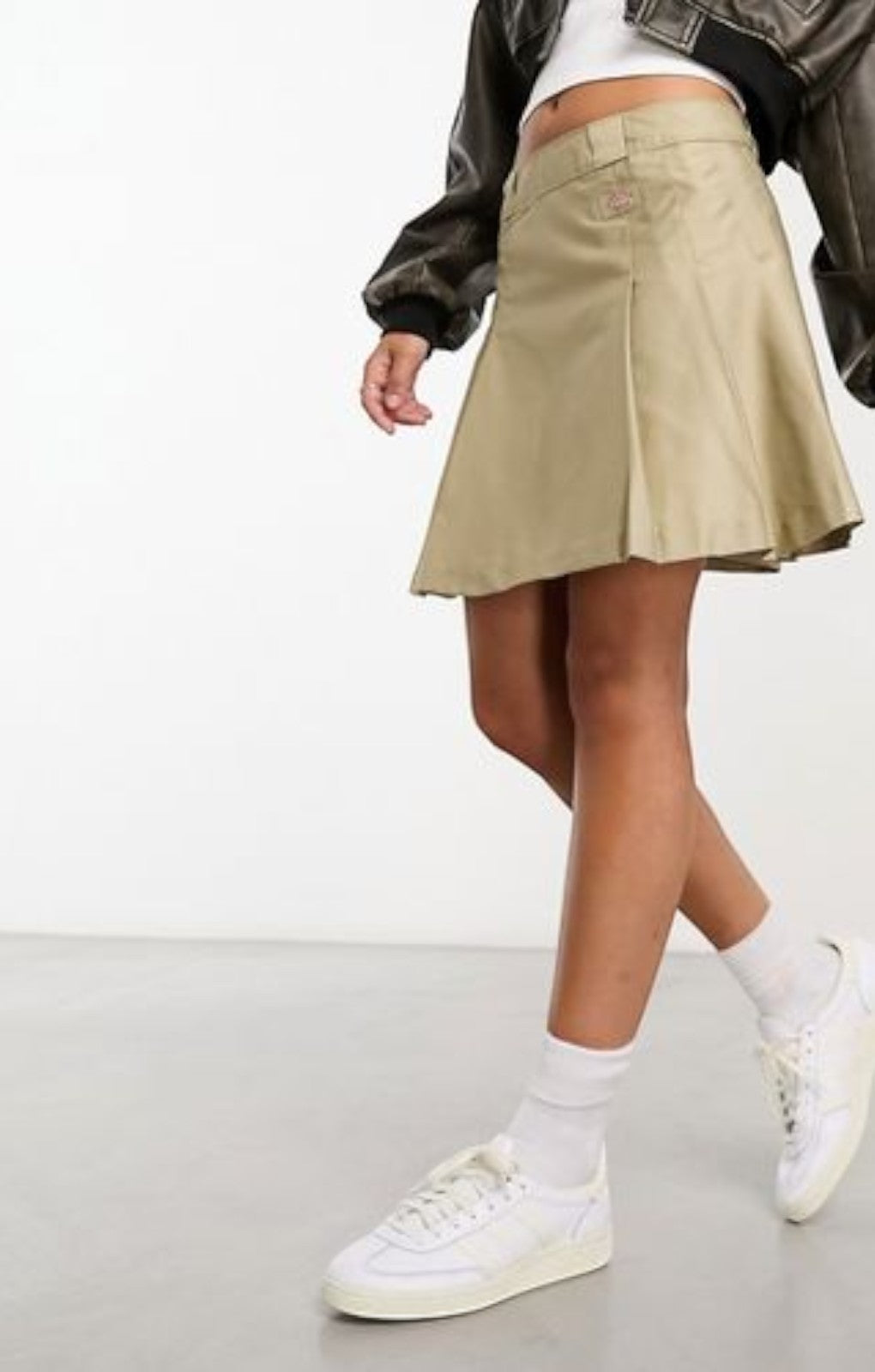 Dickies Elizaville Pleated Skirt In Khaki – skirts by Dickies, available to rent from Hirestreet
