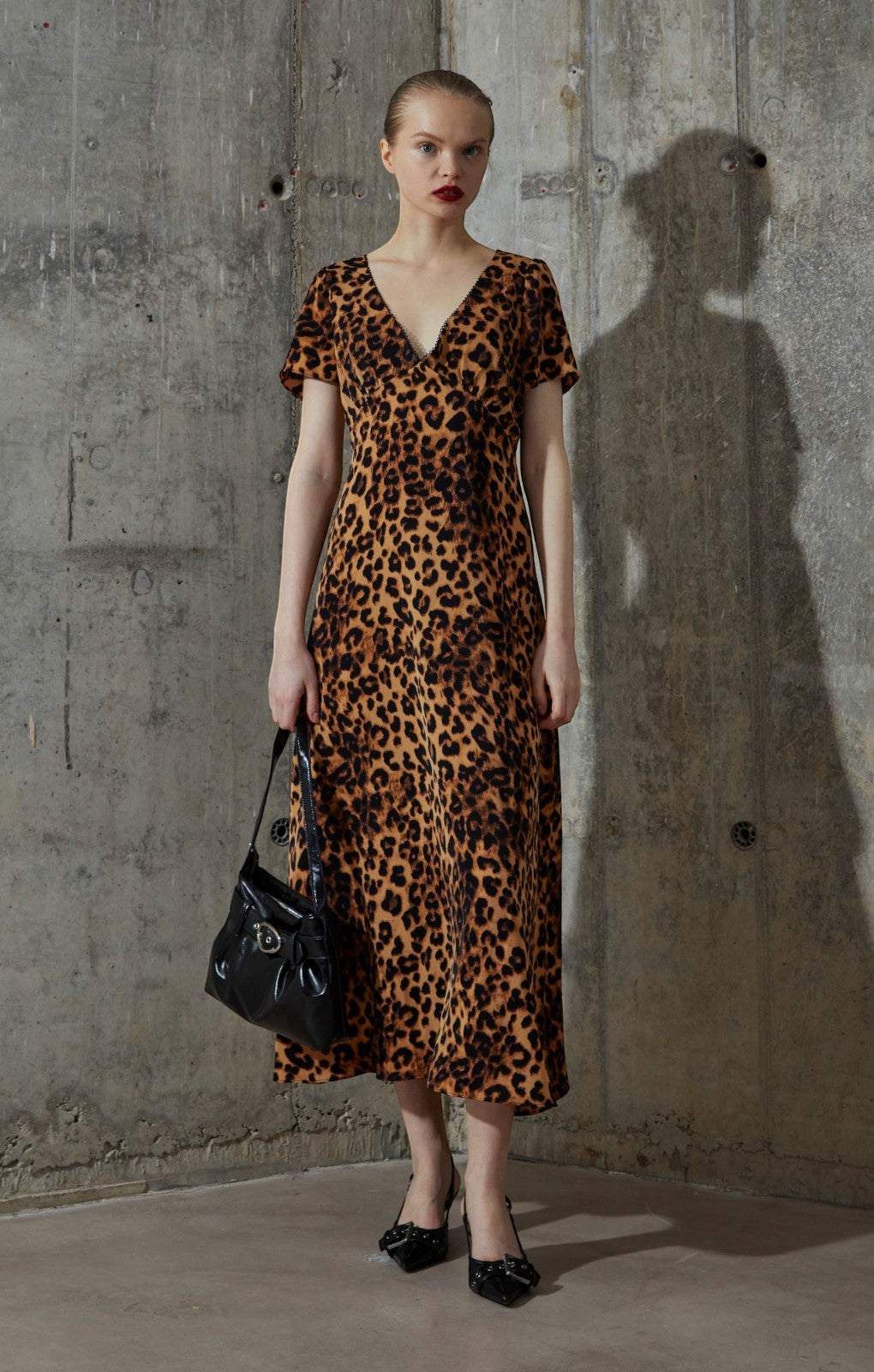 Glamorous Leopard V-Neck Midi Dress