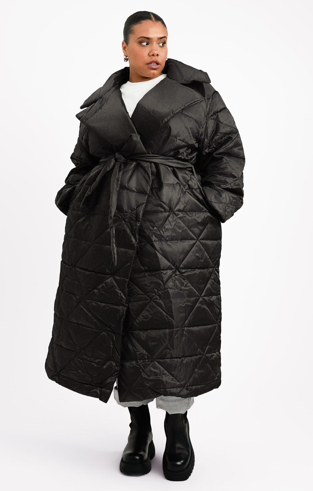 ASOS DESIGN Curve Nylon Quilted Maxi Puffer Coat In Black