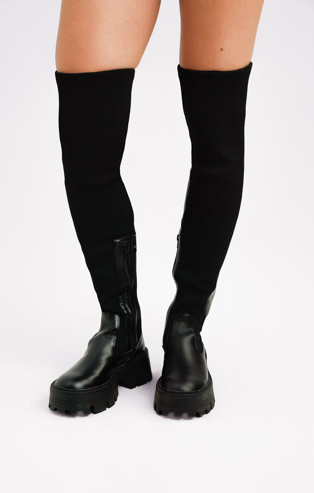 ASOS DESIGN Kellis Chunky Flat Over The Knee Boots In Black