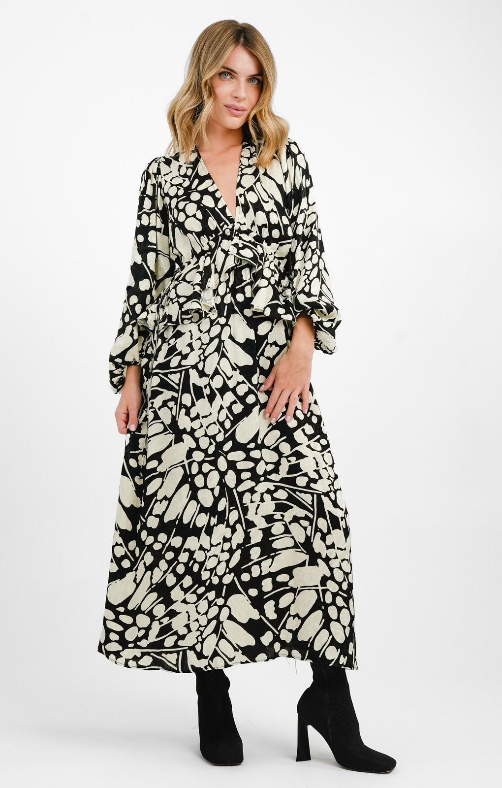 Topshop Peplum Frill Midi Dress In Mono Print