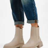 Schuh Amaya Calf Boots In Ecru