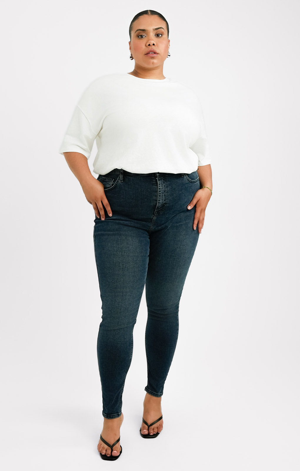 Topshop Curve High Rise Jamie Jeans In Blue Black