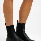 Leather Chunky Pull On Boots In Black Texture
