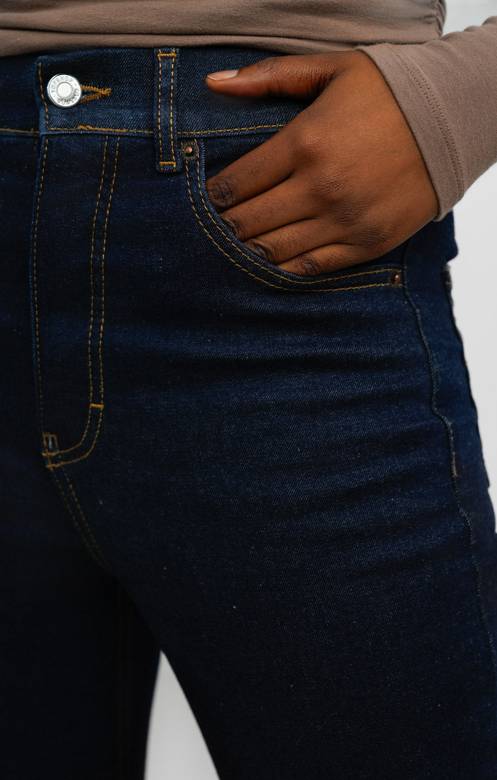 Topshop Enhancing High Rise Jamie Jeans In Mid Blue