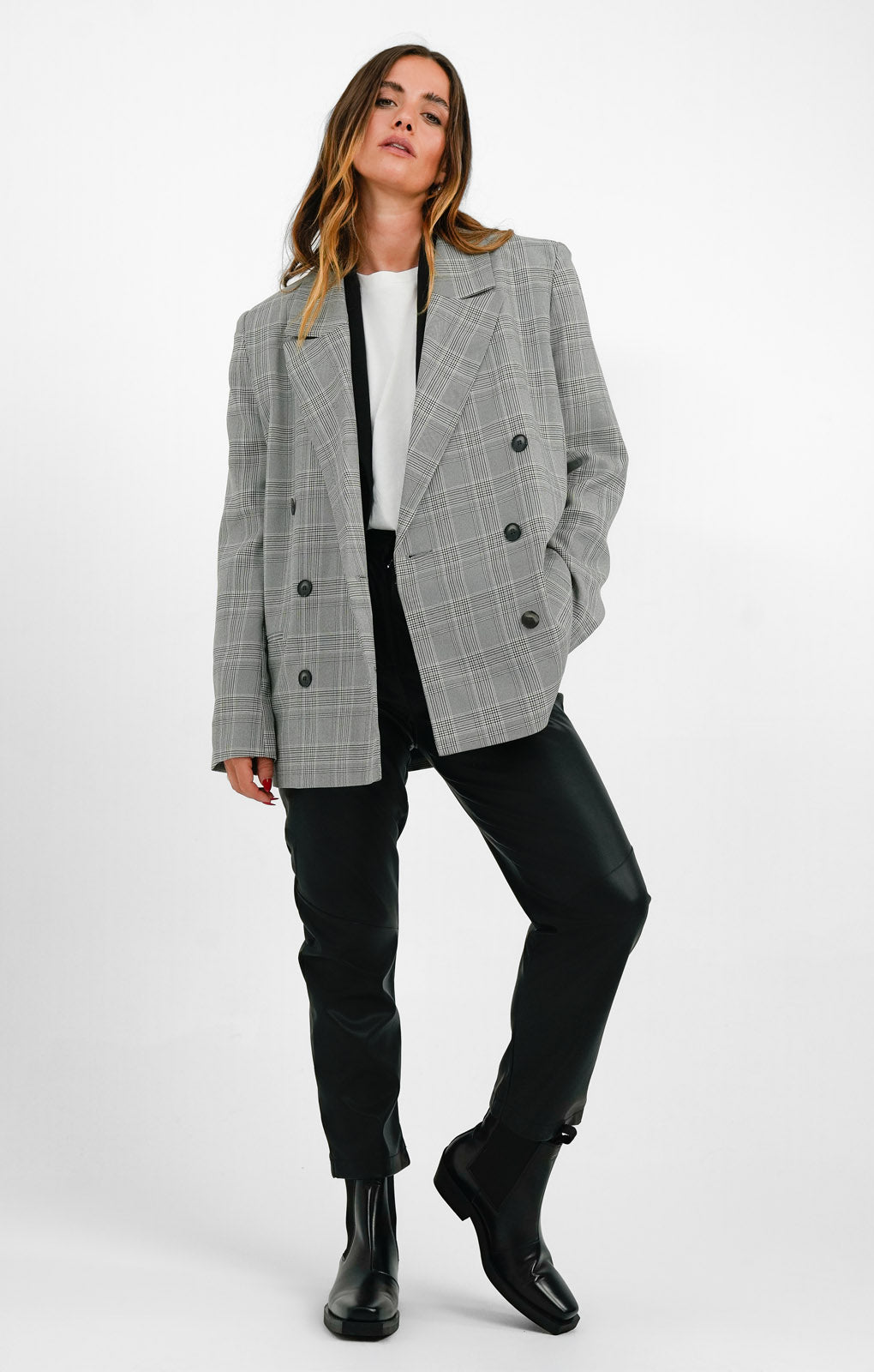 ASOS DESIGN Exaggerated Shoulder Boxy Blazer In Mono Check