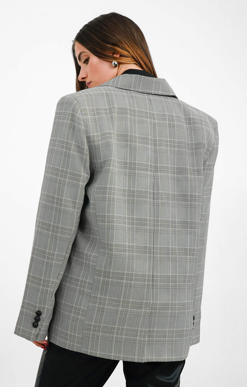 ASOS DESIGN Exaggerated Shoulder Boxy Blazer In Mono Check