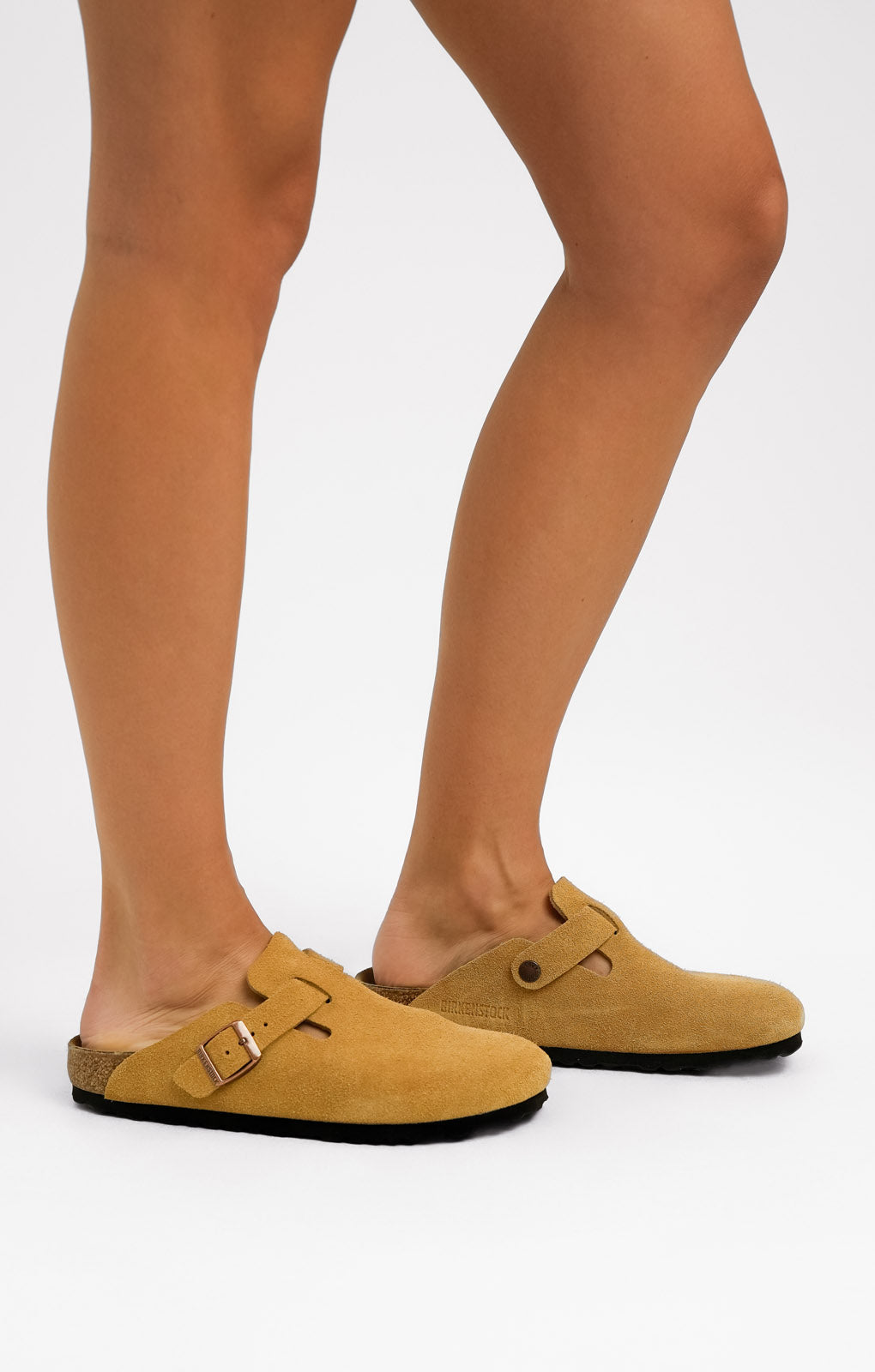 Birkenstock Boston Clogs In Latte Beige Suede