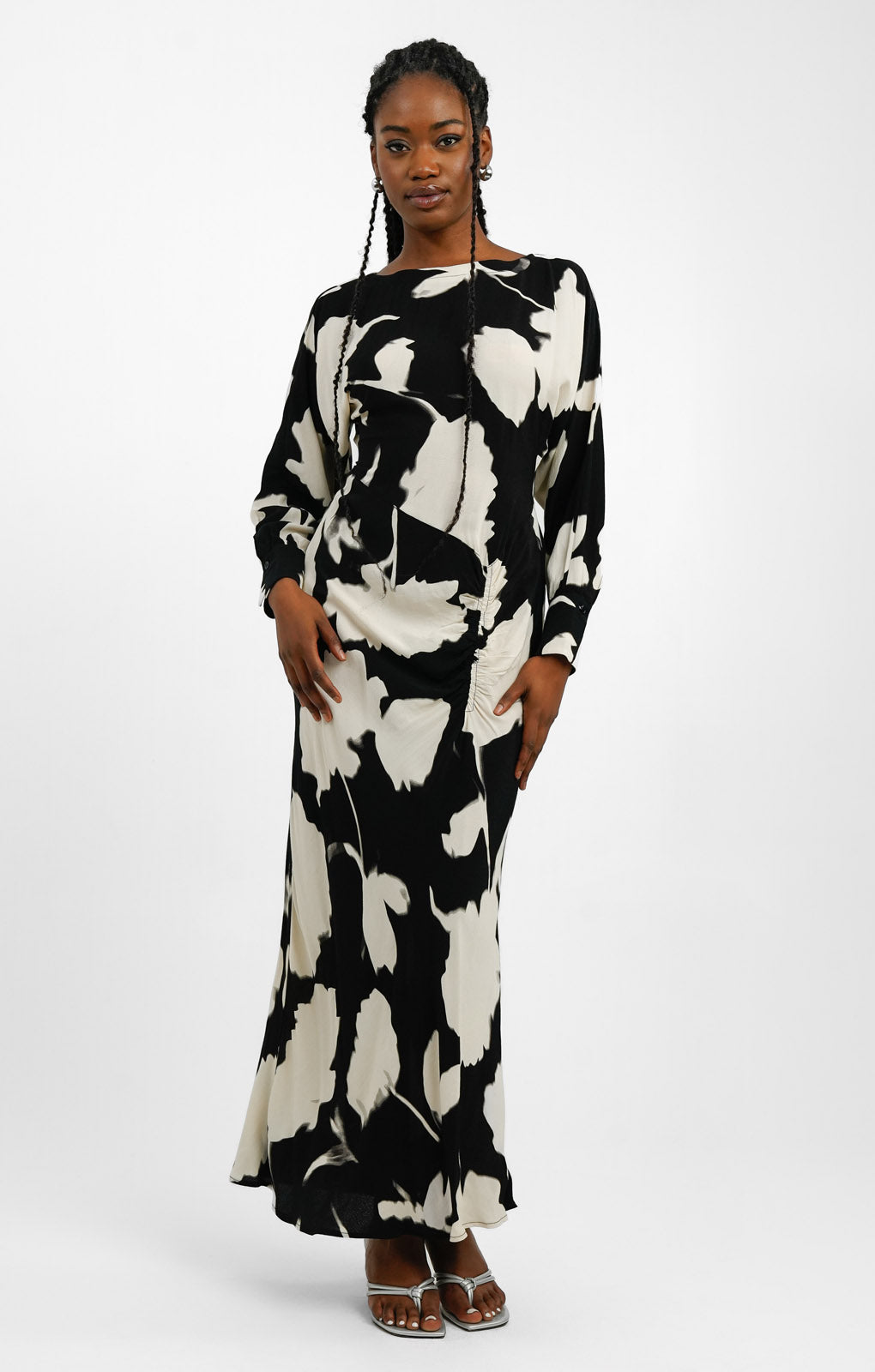 Topshop Ruched Front Long Sleeve Printed Midi Dress In Mono Floral Print