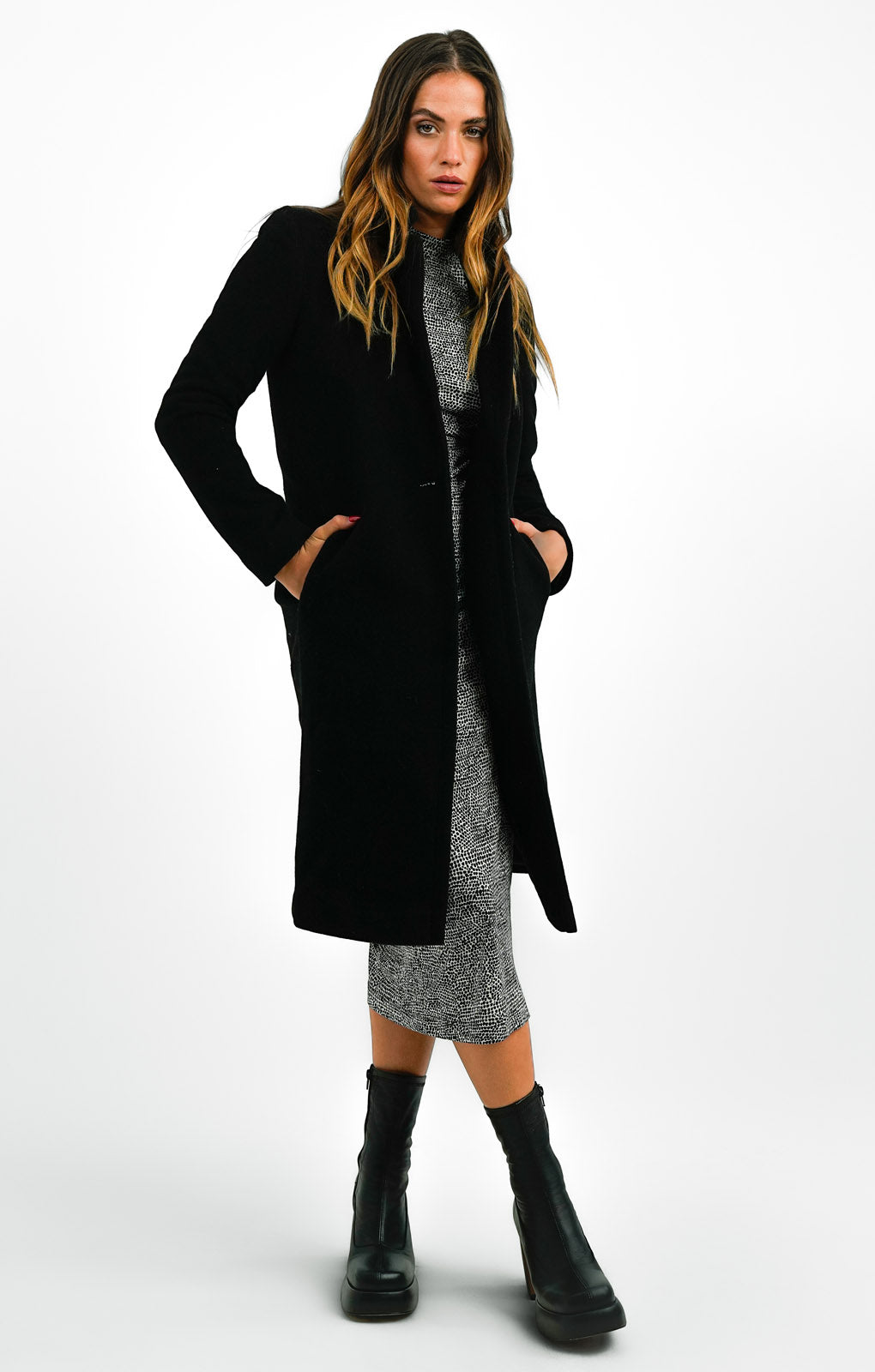 Helene Berman Classic Wool Blend Coat In Black