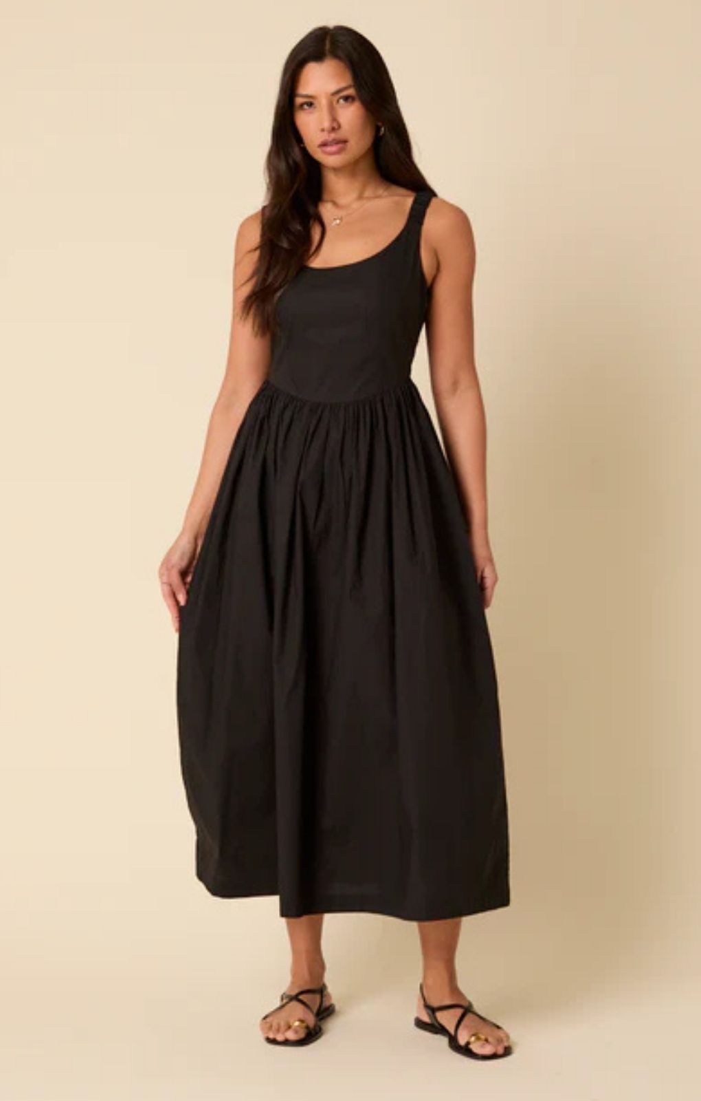 marina black dress Nobody's Child Midi Fabric Type: VELVET AND LACE Continuing with the historical Embrace the sophisticated appeal SIZE:IT 38