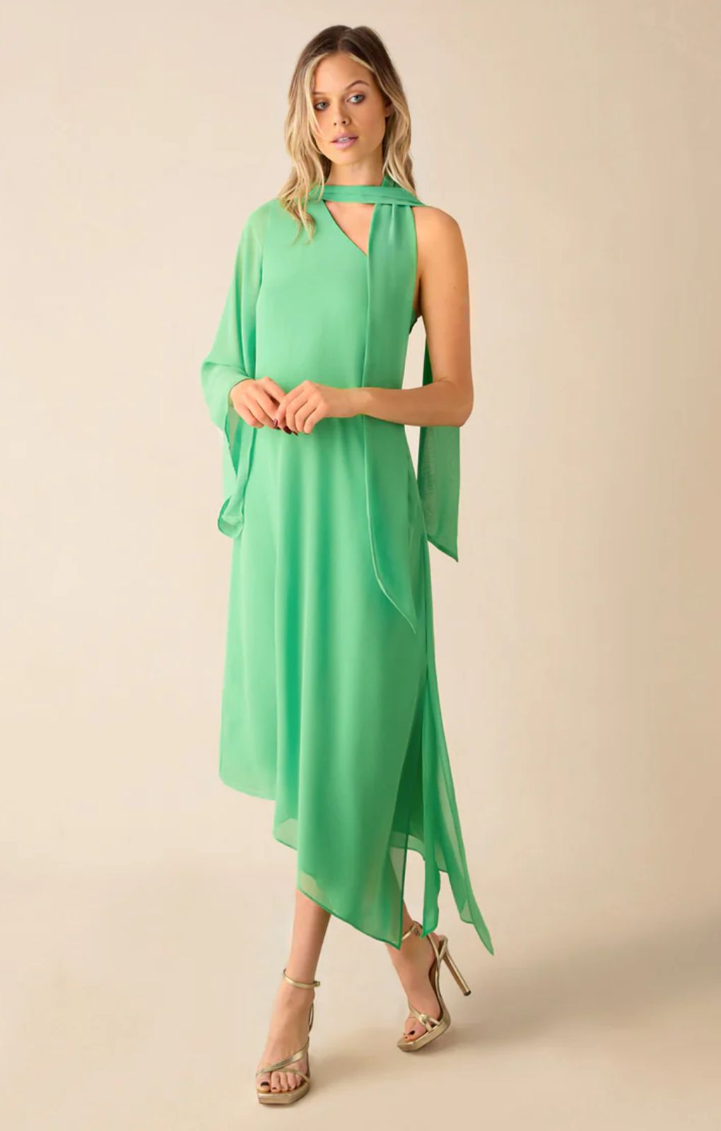 Ro&Zo Oona Green Chiffon One Shoulder Maxi Dress