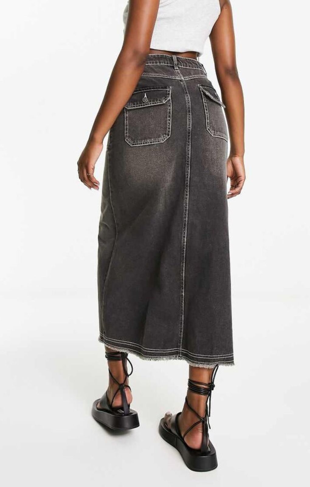 Miss Selfridge Pocket Detail Maxi Skirt In Black Wash With Contrast Stitching – skirts by Miss Selfridge, available to rent from Hirestreet