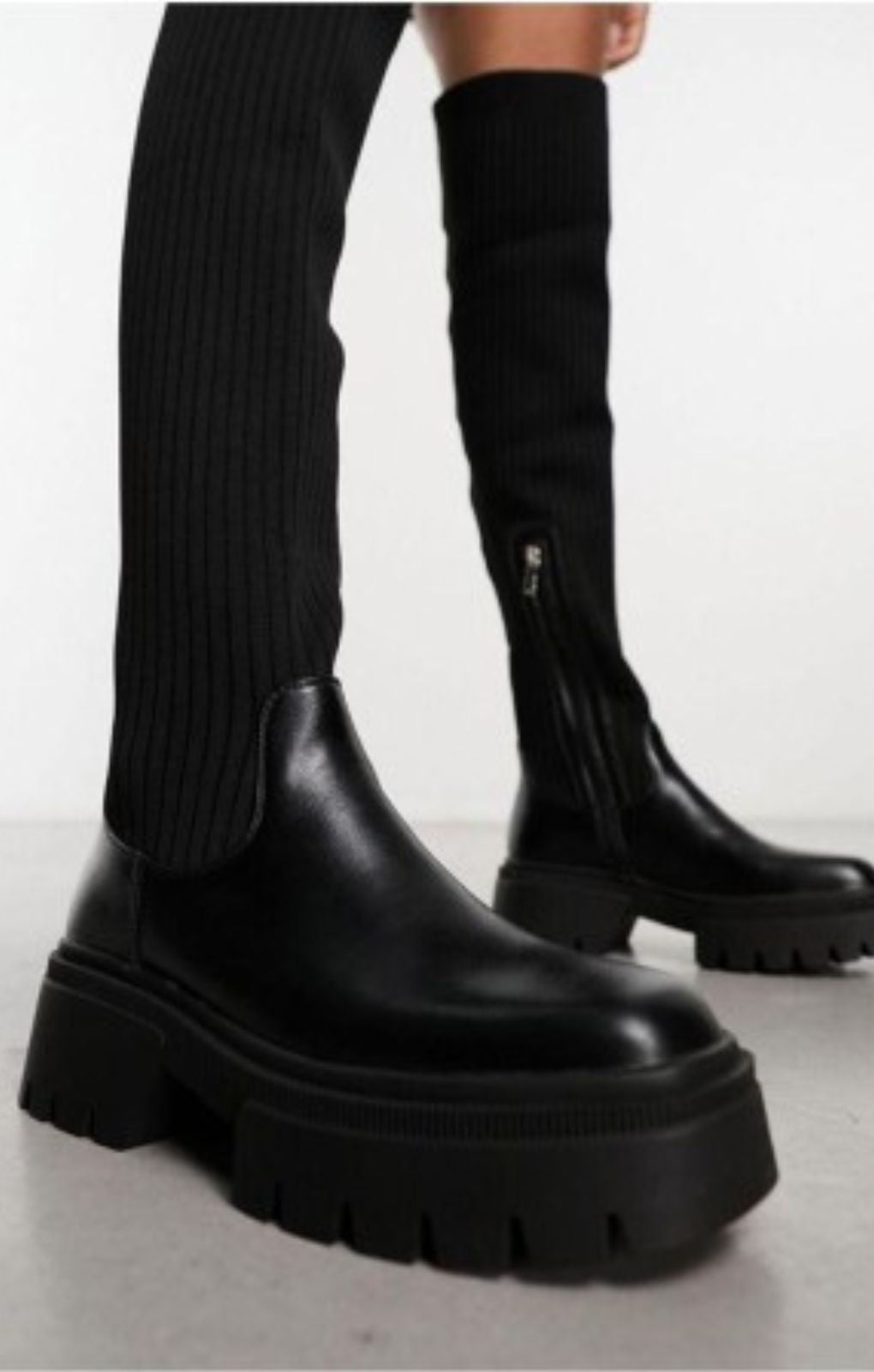 Simmi London Reign Knitted Over The Knee Second Skin Boots In Black – shoes by SIMMI Shoes, available to rent from Hirestreet