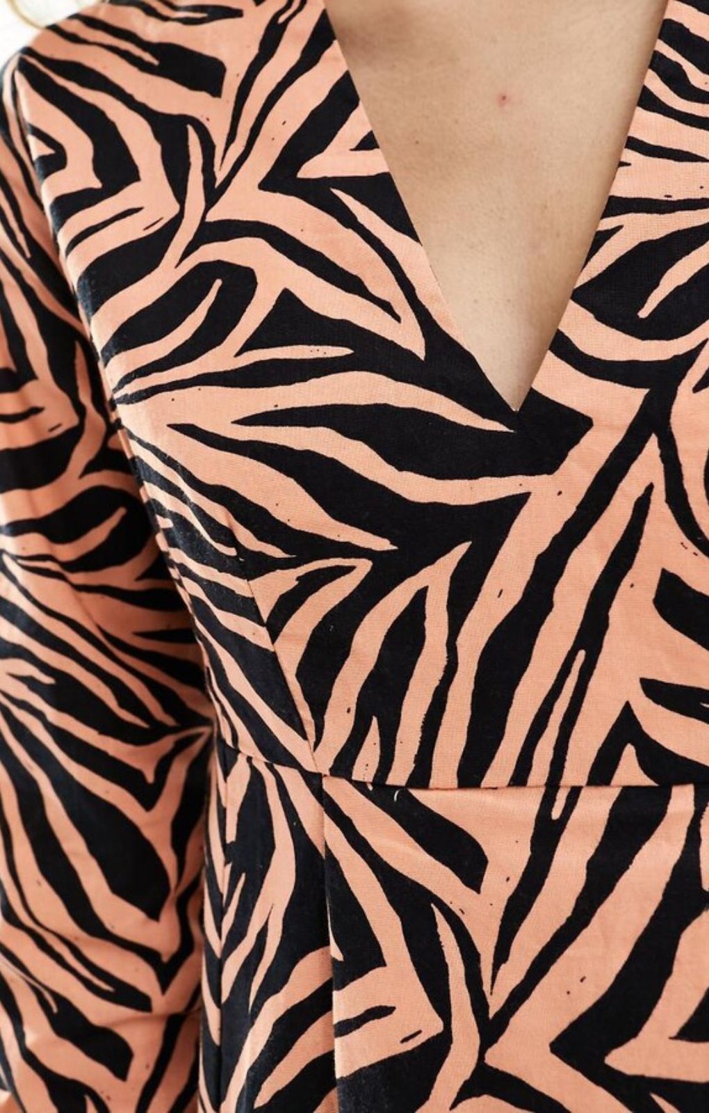 Asos Made In Kenya Maxi Dress In Tiger Print – dresses by ASOS, available to rent from Hirestreet