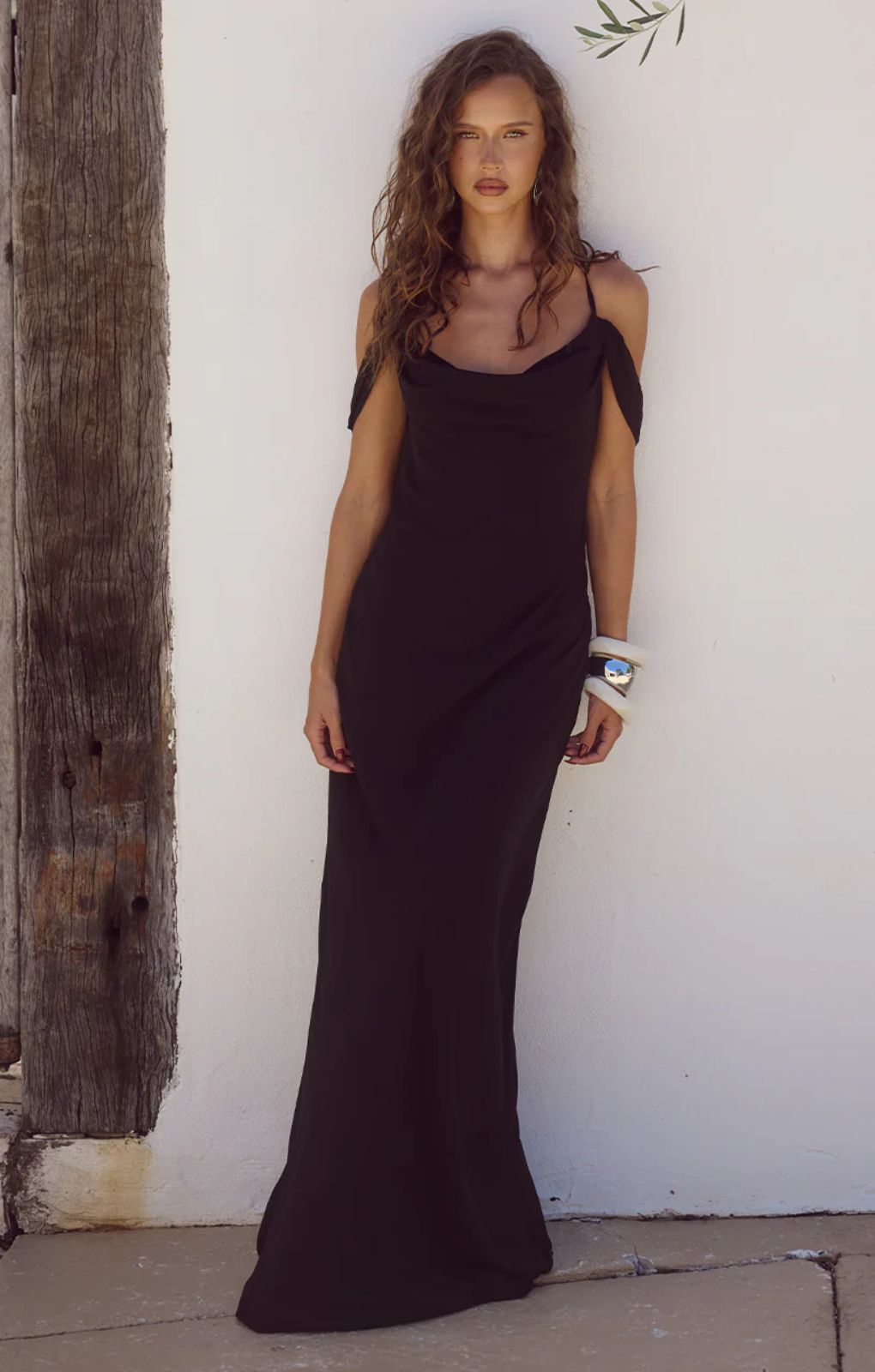 Lavinnea Shirred Maxi - Black