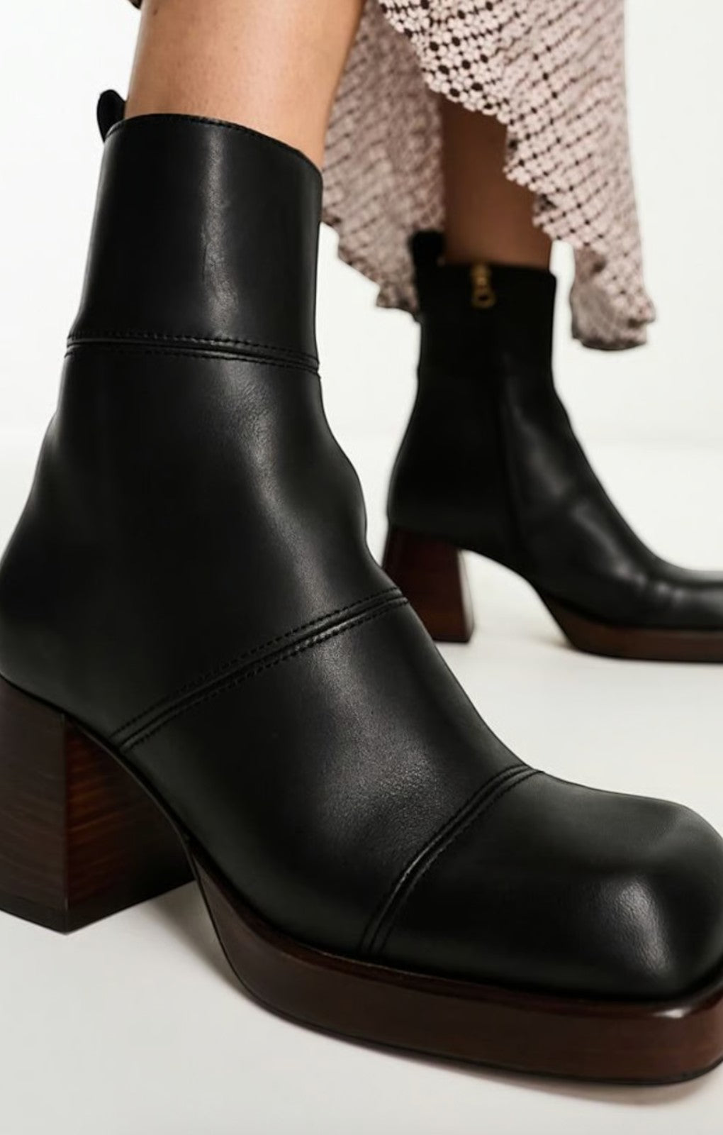 Asos Design Rhodes Premium Leather Platform Ankle Boots In Black – shoes by ASOS DESIGN, available to rent from Hirestreet