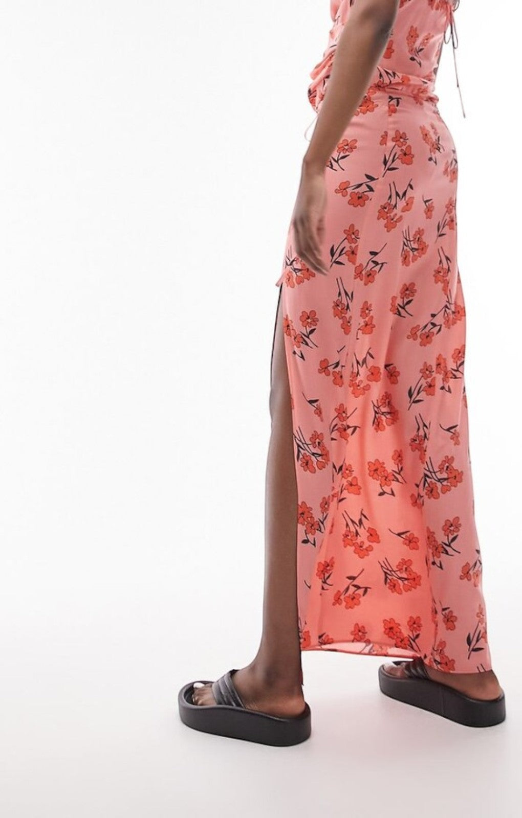 Topshop Tall Cherry Blossom Split Maxi Skirt In Pink – skirts by Topshop Tall, available to rent from Hirestreet