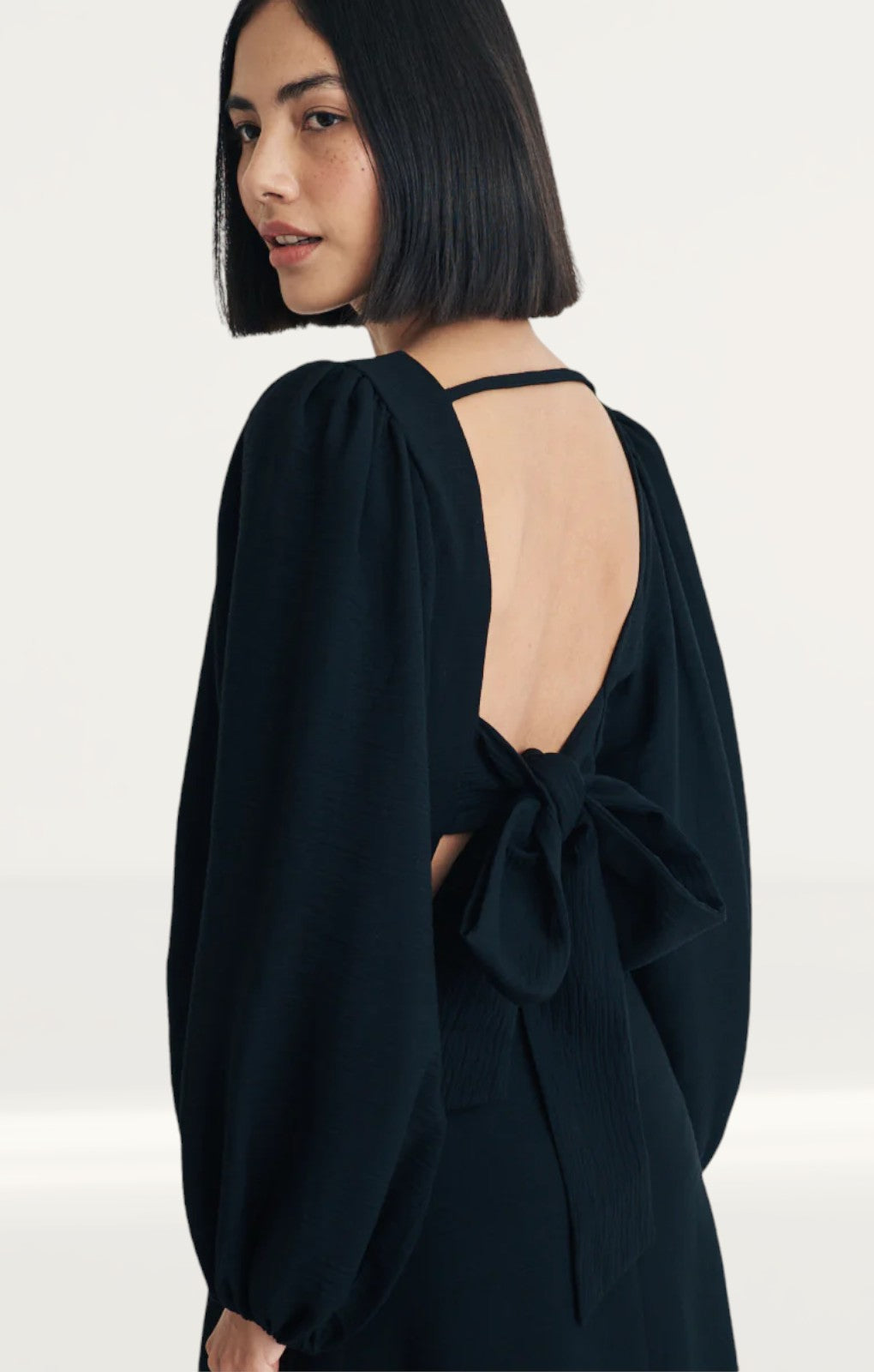 Nobody's Child Black Balloon Sleeve Zola Midi Dress