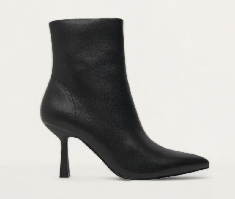 Schuh Bethan Stilleto Boots product image