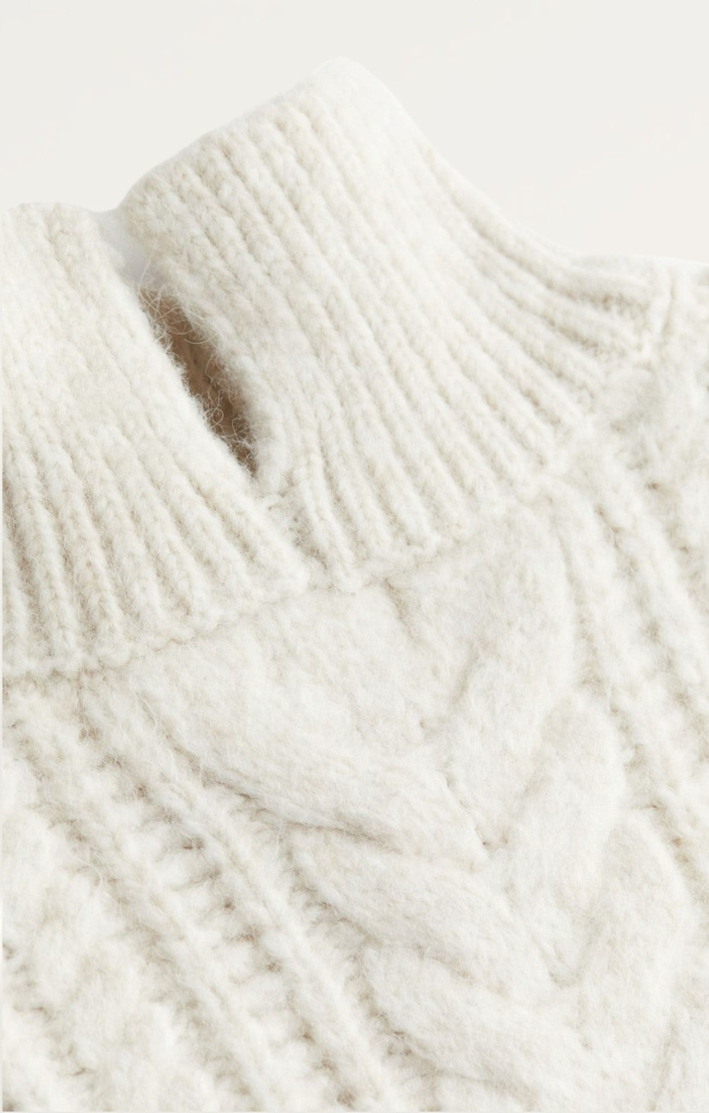 H&M Cable-knit Turtleneck Jumper