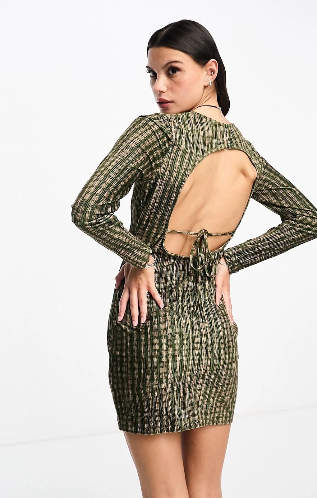 Daisy Street Long Sleeve Dress In Check Plisse Velvet – dresses by Daisy Street, available to rent from Hirestreet