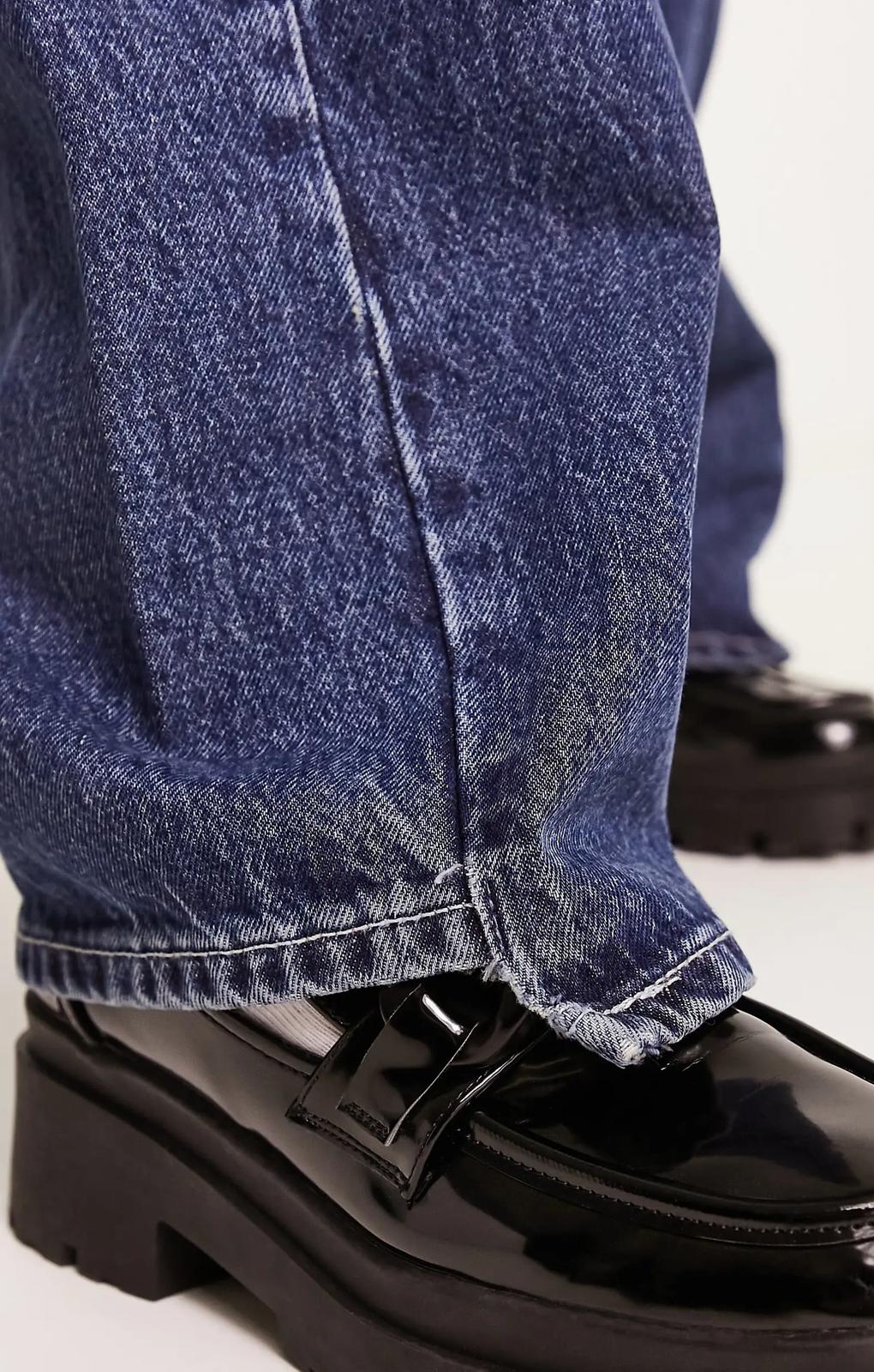 Dr Denim Echo Spiral Cut Straight Leg Jeans In Mid Blue – jeans by Dr Denim, available to rent from Hirestreet