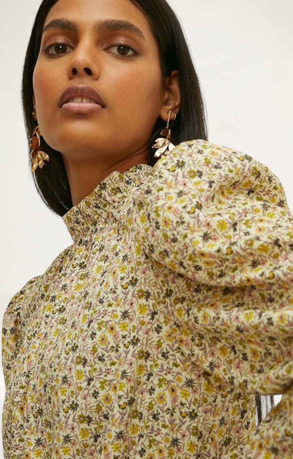 Oasis Floral Frill Neck Puff Sleeve Crinkle Dress