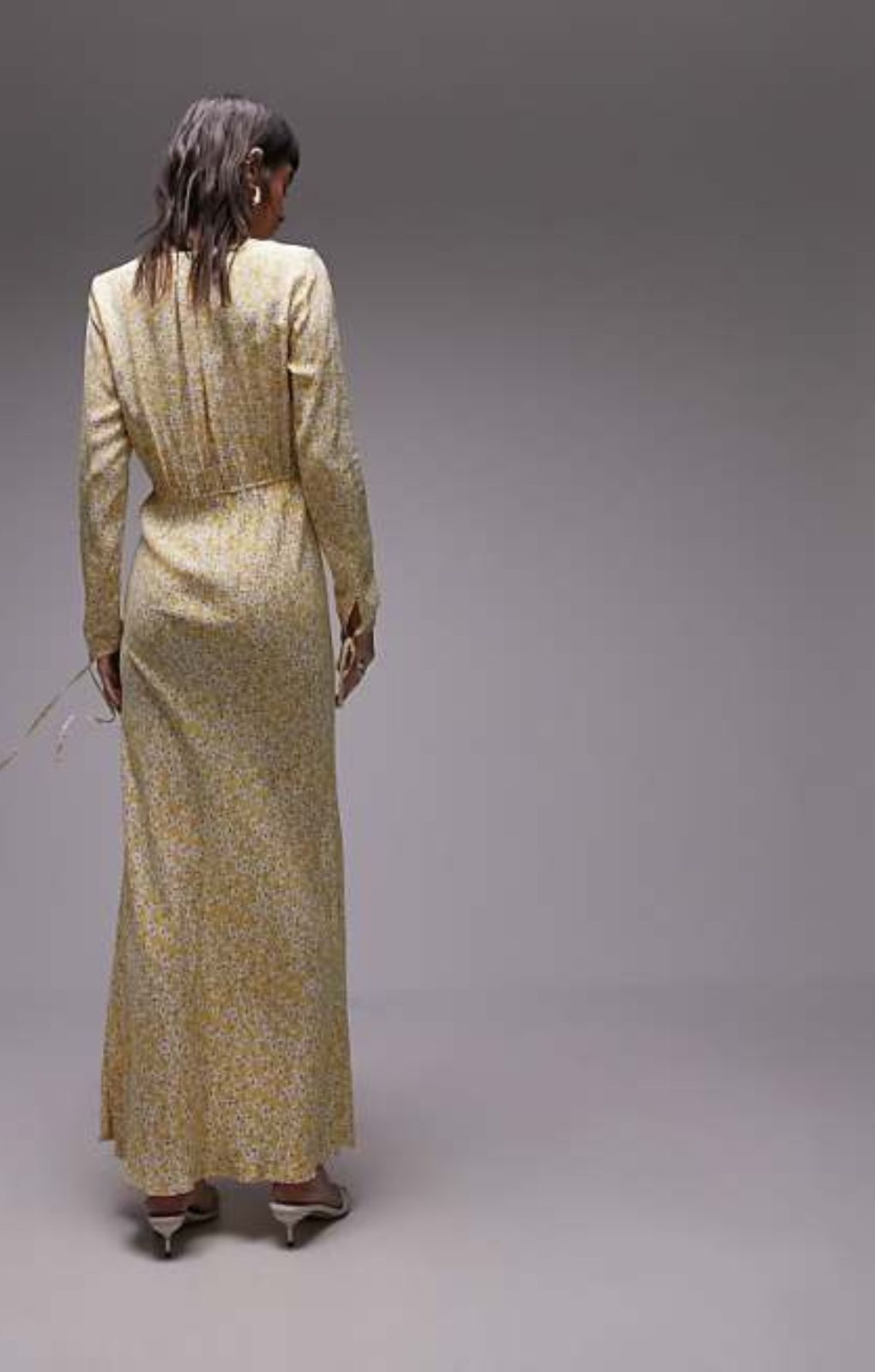 Topshop Maxi Dress In Yellow Floral Print – dresses by Topshop, available to rent from Hirestreet
