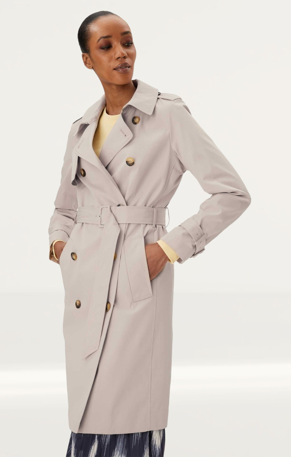 M&S Sand Essential Trench