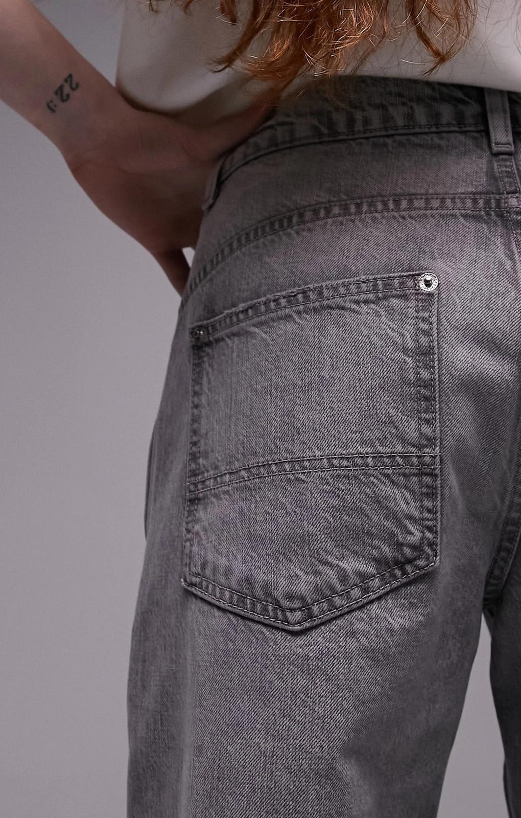 Topshop Carpenter Jean In Ice Grey – jeans by Topshop, available to rent from Hirestreet