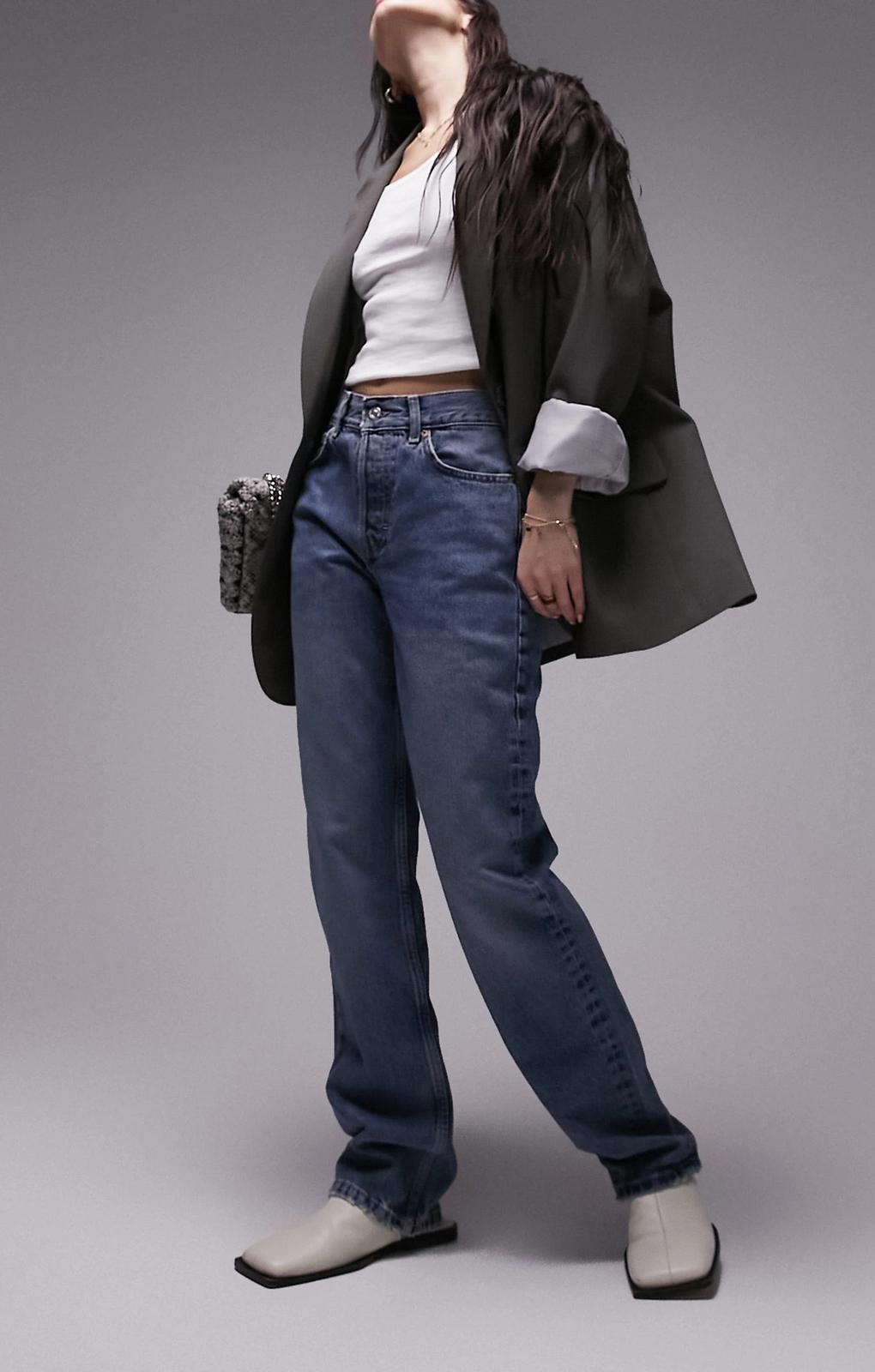 Topshop Dad Jeans In Mid Blue – jeans by Topshop, available to rent from Hirestreet