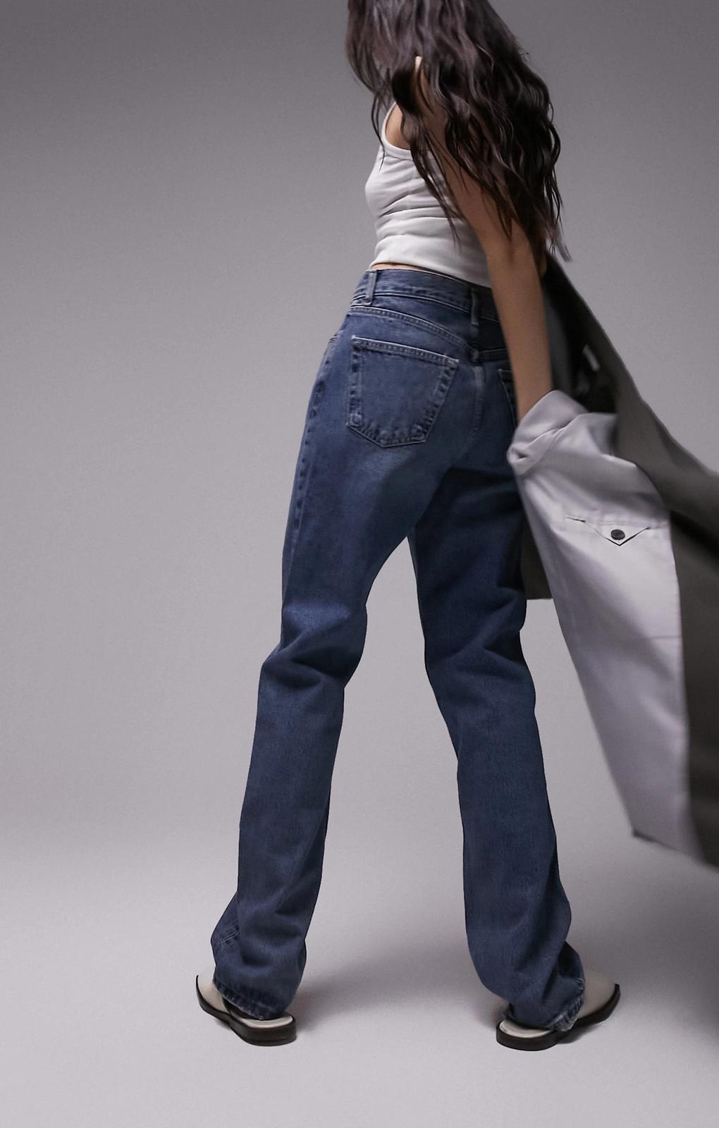 Topshop Dad Jeans In Mid Blue – jeans by Topshop, available to rent from Hirestreet