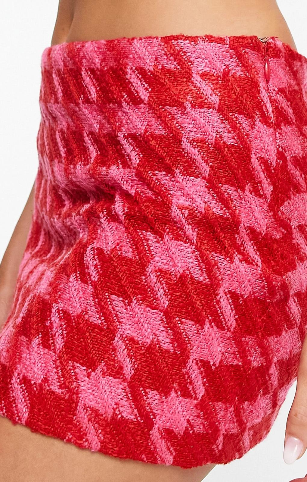 Topshop Dogtooth Mini Skirt In Pink – skirts by Topshop, available to rent from Hirestreet