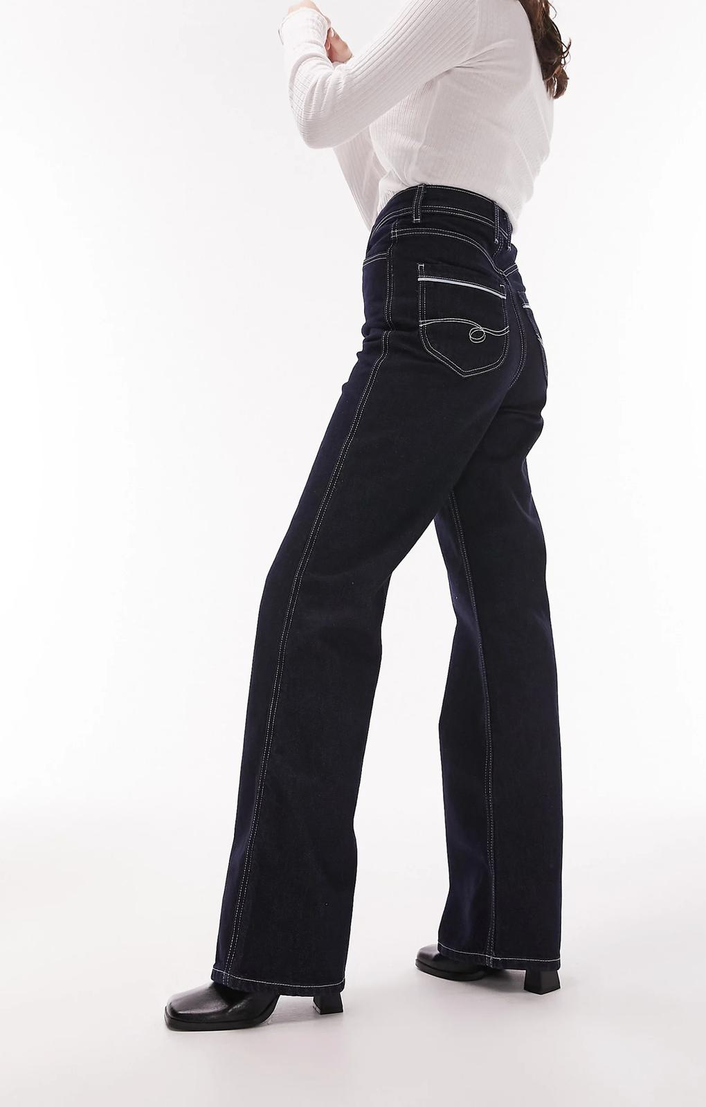 Topshop Retro Straight Kort Jeans In Indigo – jeans by Topshop, available to rent from Hirestreet