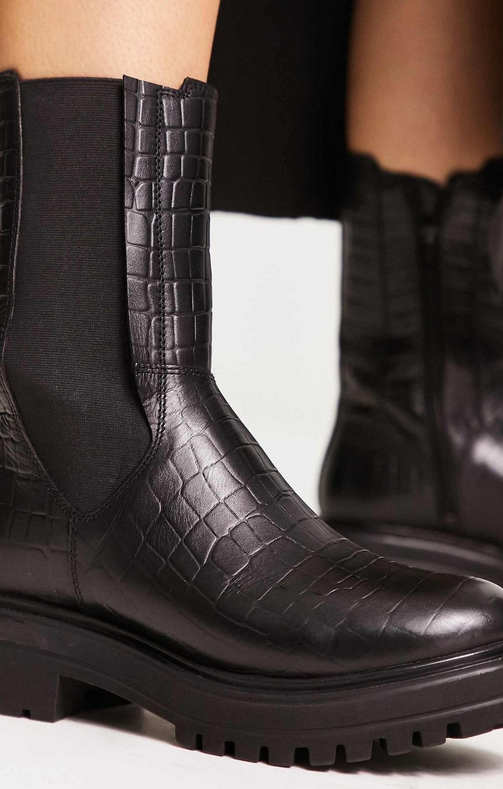 London Rebel Leather Wide Fit Chunky Chelsea Boot In Black Croc