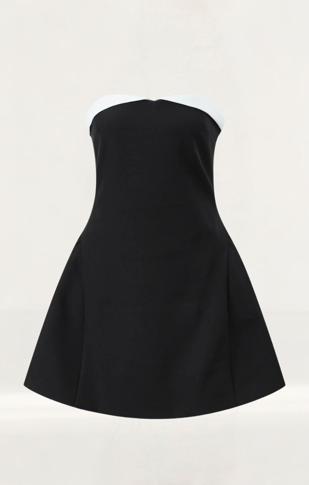Kiwi & Co No.4: The Black Mini Dress
