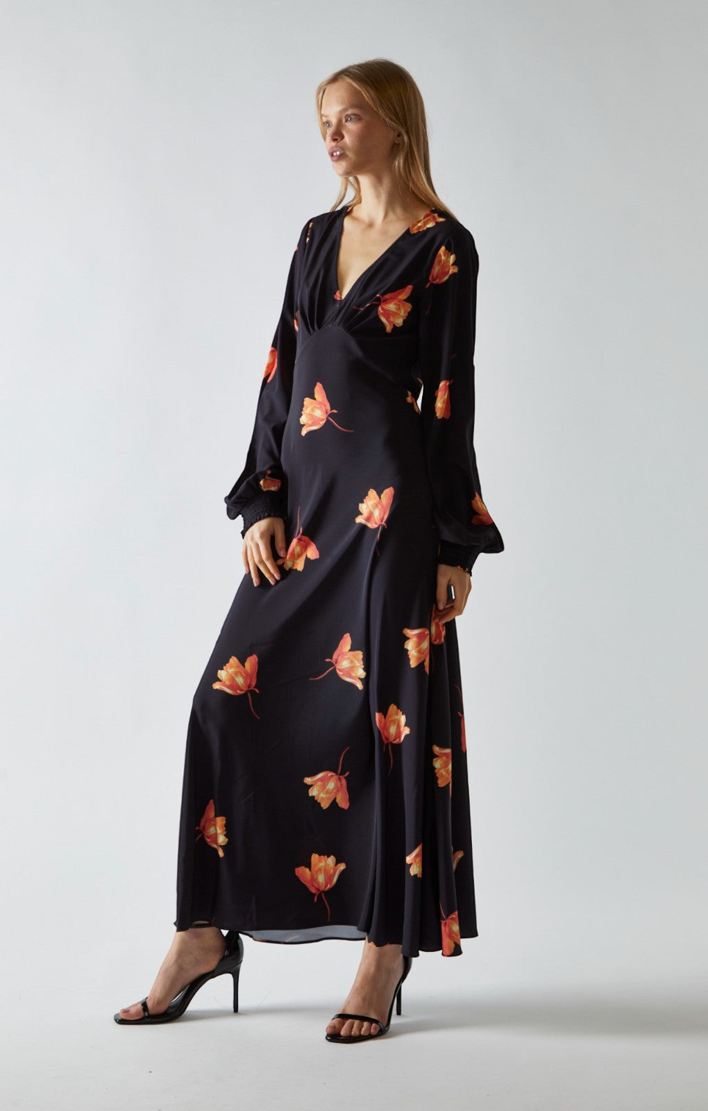 Glamorous Floral V-Neck Maxi Dress