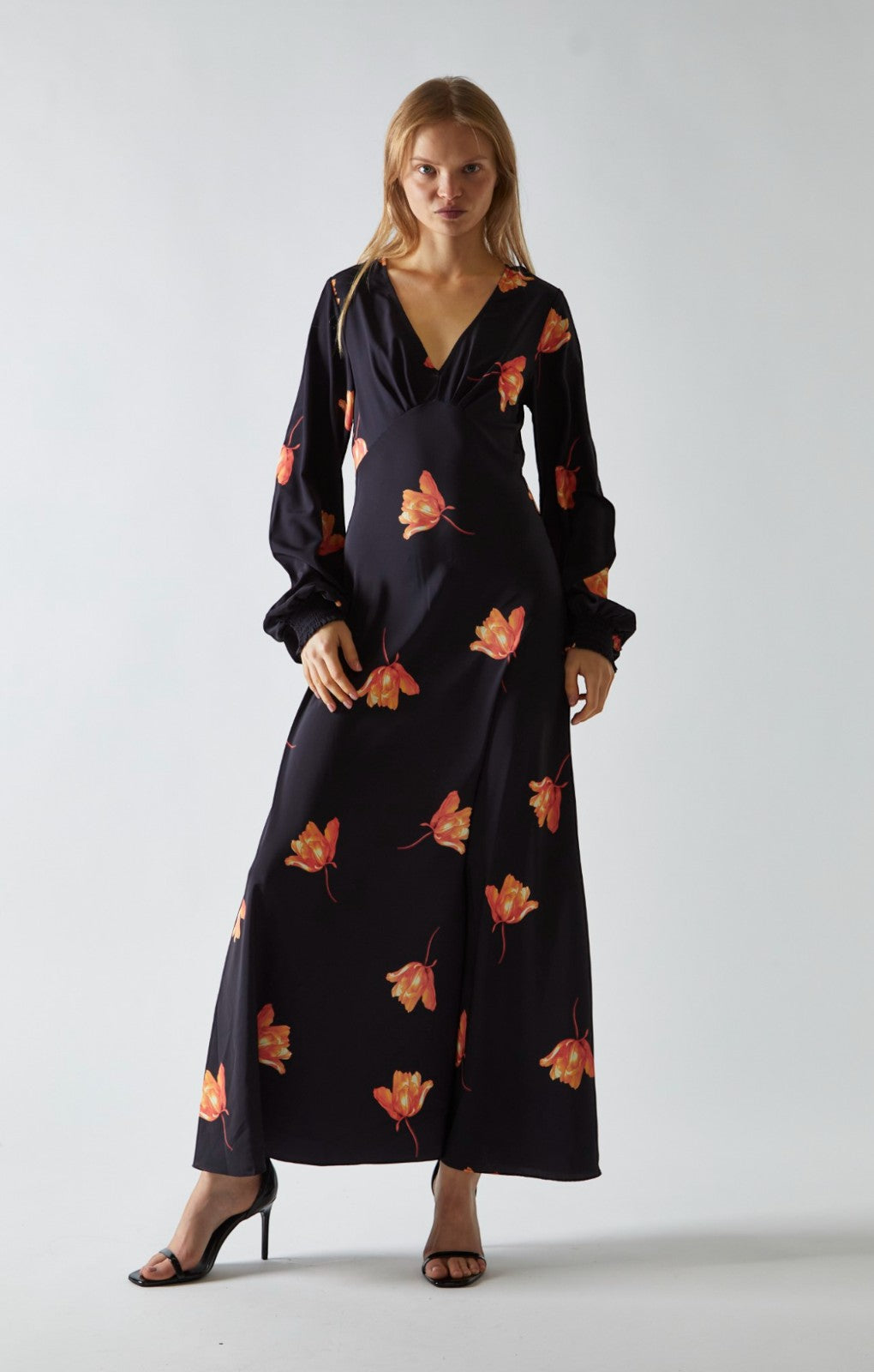 Glamorous Floral V-Neck Maxi Dress