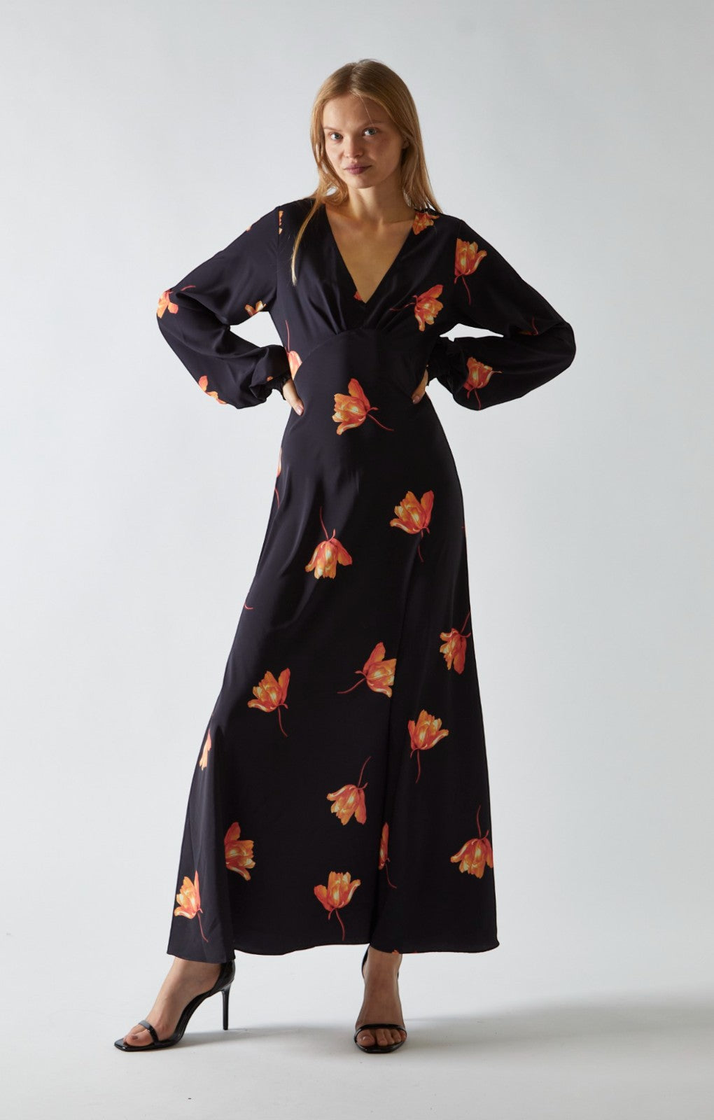 Glamorous Floral V-Neck Maxi Dress
