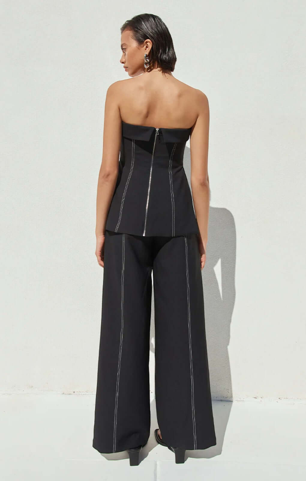 Seven Wonders Calandra Top in Black