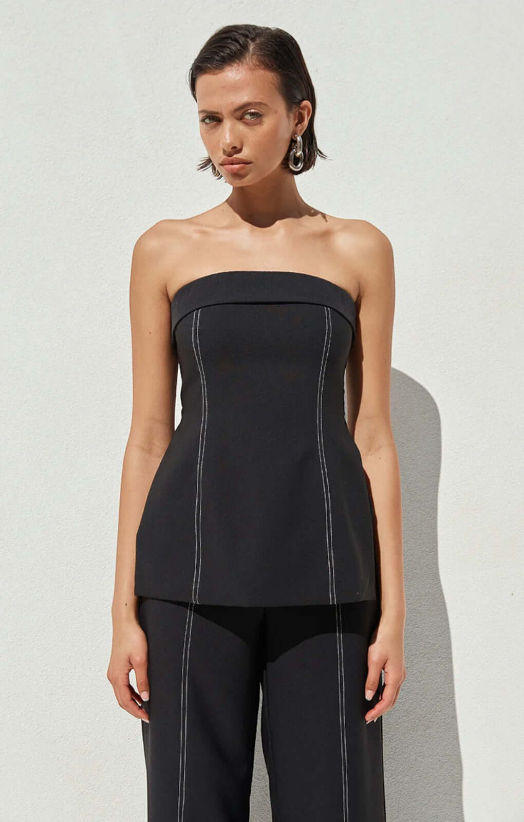 Seven Wonders Calandra Top in Black