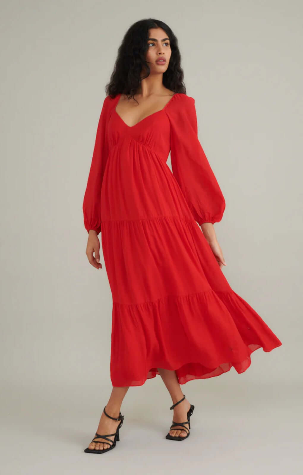 Nobody's Child Red Balloon Sleeve Tiered Char Midi Dress