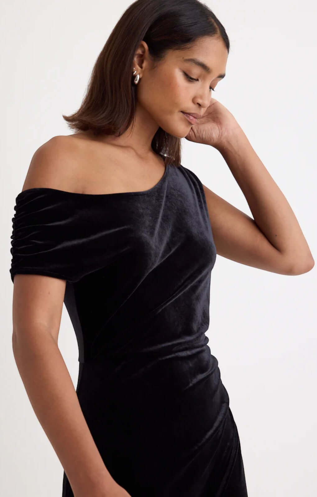 Nobody's Child Black Velvet Off Shoulder Skylar Midi Dress