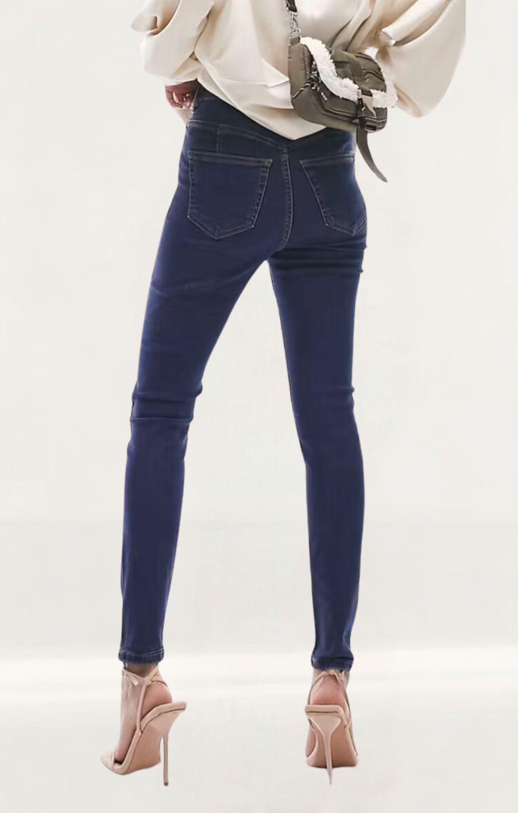 Topshop Enhancing High Rise Jamie Jeans In Mid Blue